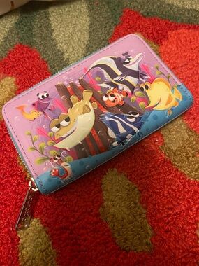 Finding Nemo Loungefly Pixar Fish Tank Wallet
